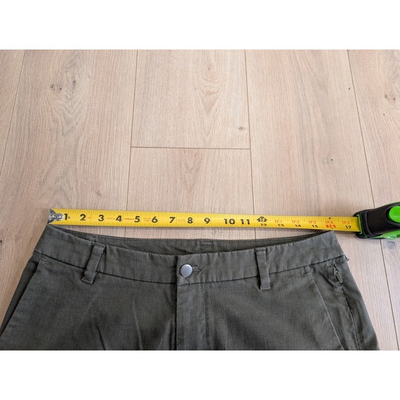 Lululemon Commission Classic Fit Short 7" in Oxford Carob Brown / White Sz 32 - Picture 5 of 14